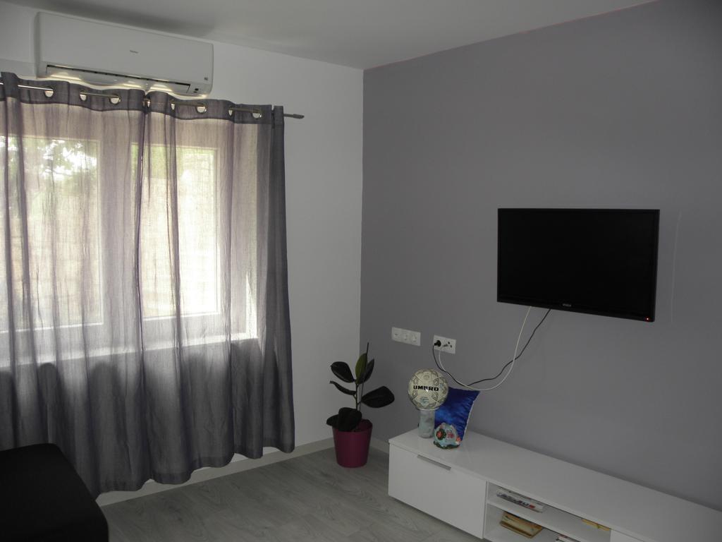 Apartment Jartic Betina  Ruang foto